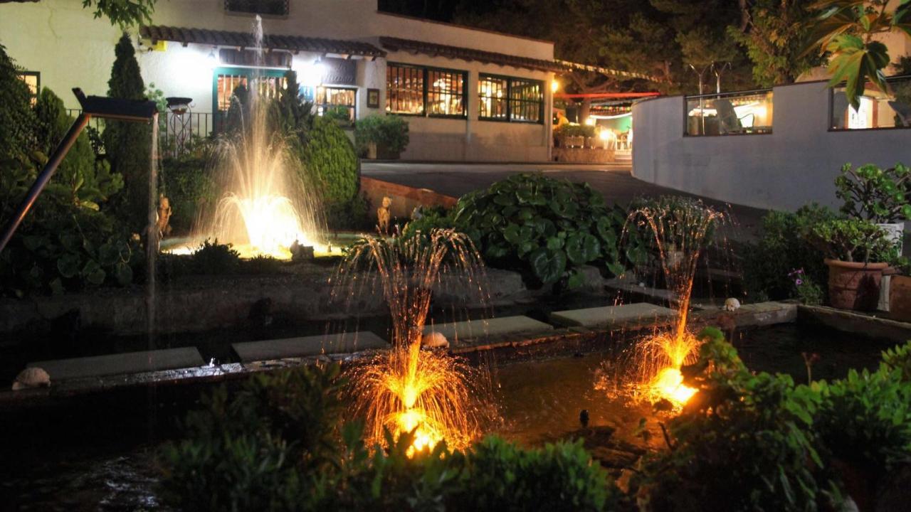 ל'אסטרטיט Hotel La Masia מראה חיצוני תמונה