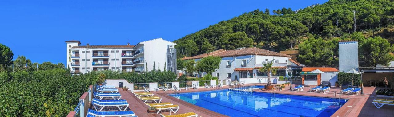 ל'אסטרטיט Hotel La Masia מראה חיצוני תמונה